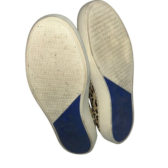 rothys leopard low sneaker as new shoe 9.5 9 1/2 - Picture 6 of 10